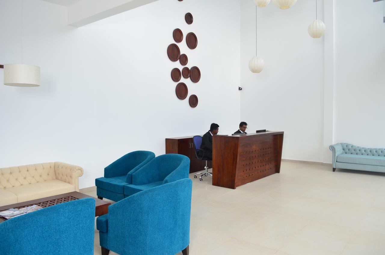 Hotel Ripon Grand Hill By Ehi à Nuwara Eliya Extérieur photo