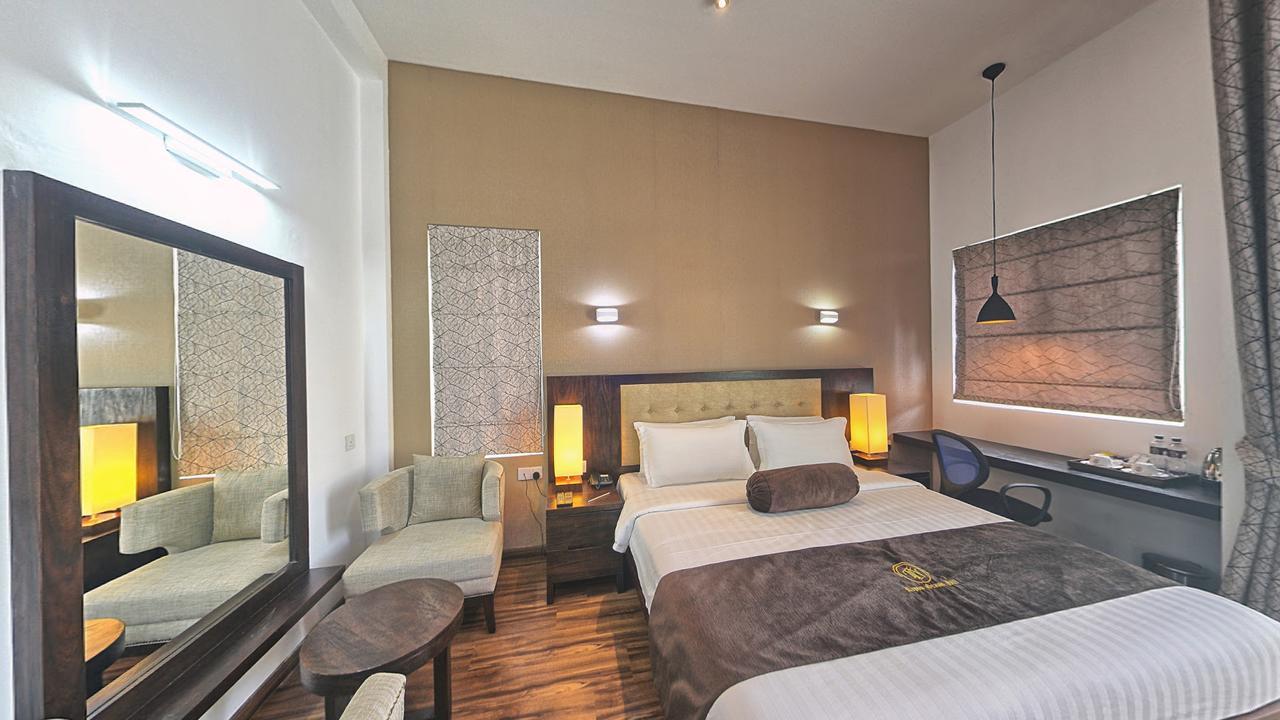 Hotel Ripon Grand Hill By Ehi à Nuwara Eliya Extérieur photo