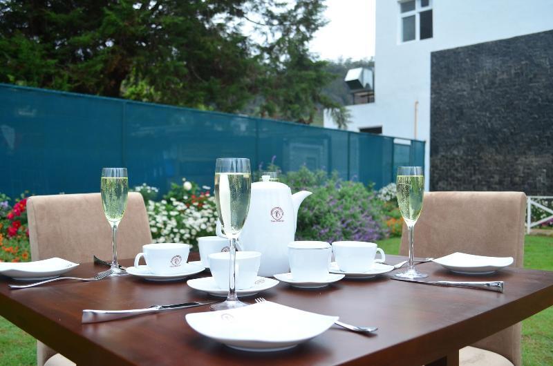 Hotel Ripon Grand Hill By Ehi à Nuwara Eliya Extérieur photo